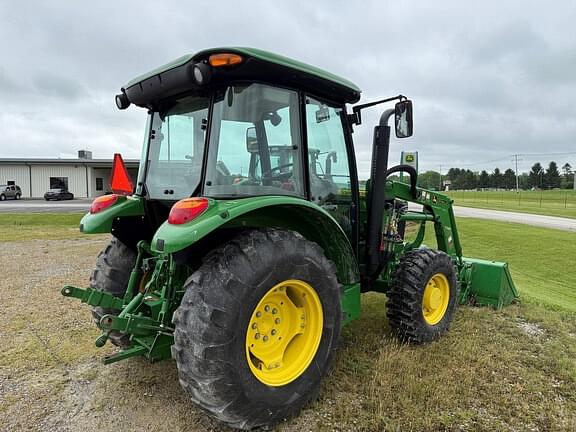 Image of John Deere 5055E equipment image 3