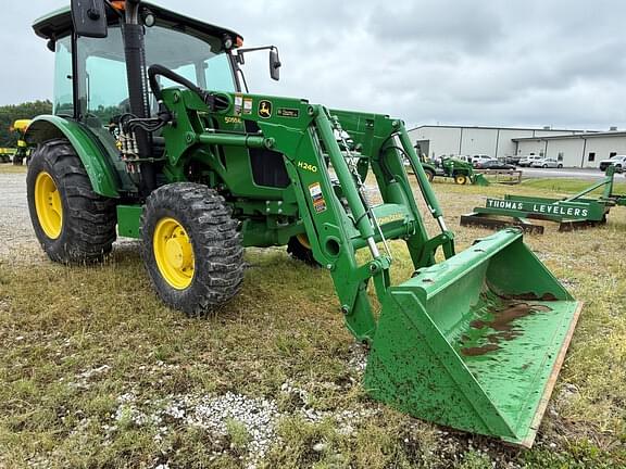 Image of John Deere 5055E equipment image 4
