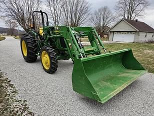 Main image John Deere 5055E 3