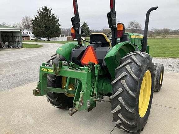 Image of John Deere 5055E equipment image 3