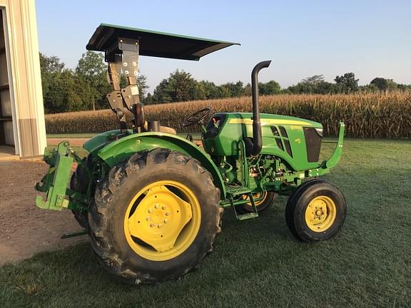 Image of John Deere 5055E Primary image