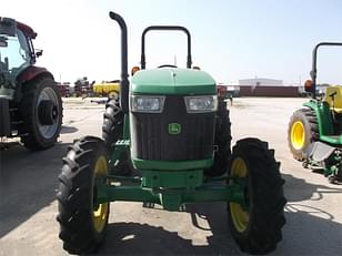 Main image John Deere 5055E 3