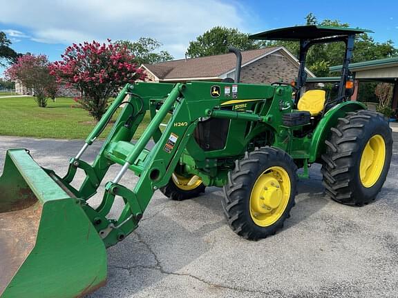 Image of John Deere 5055E equipment image 1