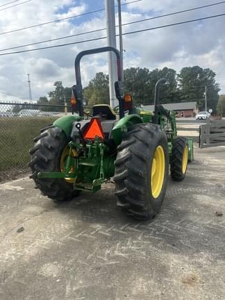 Image of John Deere 5055E equipment image 3