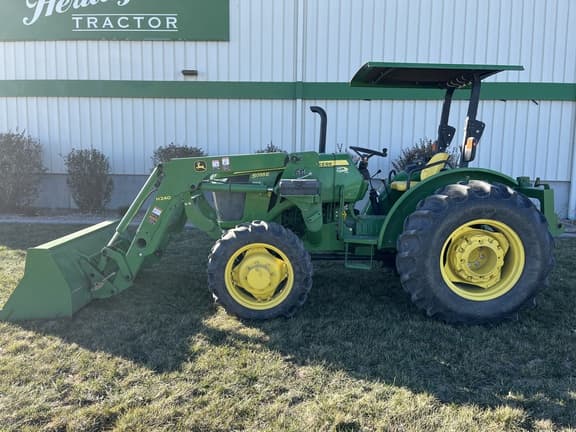 Image of John Deere 5055E equipment image 2
