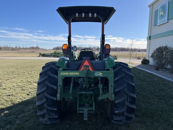 Image of John Deere 5055E equipment image 4