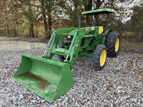 2015 John Deere 5055E Equipment Image0