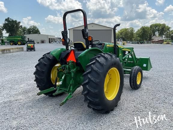 Image of John Deere 5055E equipment image 3