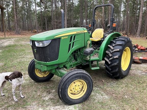 Image of John Deere 5055E equipment image 1