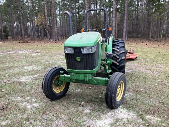 Main image John Deere 5055E
