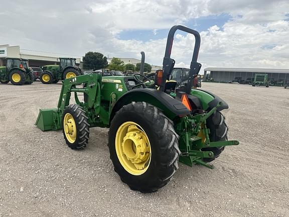 Image of John Deere 5055E equipment image 2