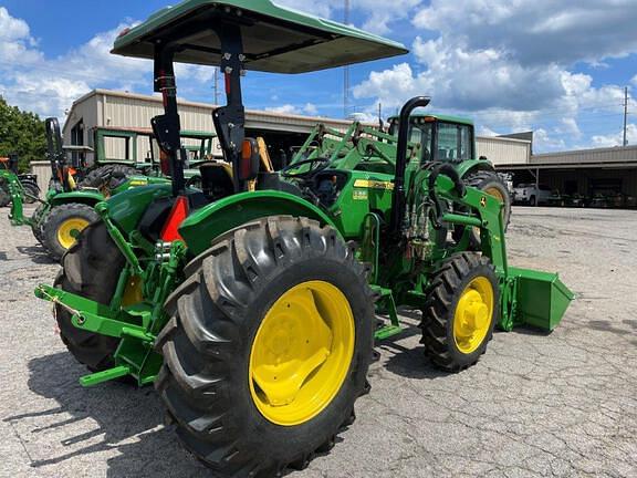 Image of John Deere 5055E equipment image 2