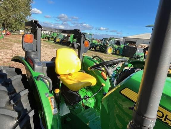 Image of John Deere 5055E equipment image 2