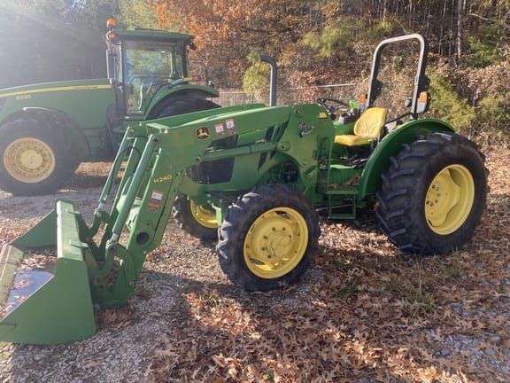 2015 John Deere 5065E Equipment Image0