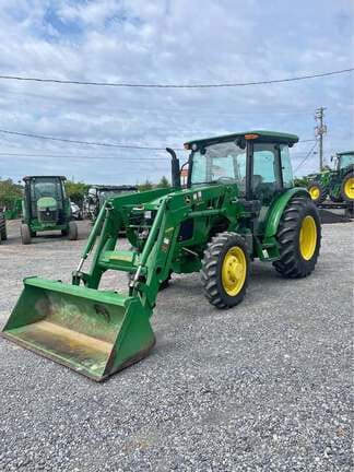 2015 John Deere 5065E Equipment Image0