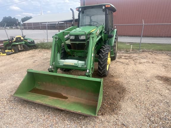 Image of John Deere 5065E equipment image 1