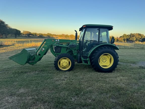 2015 John Deere 5065E Equipment Image0