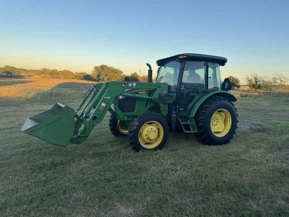 Image of John Deere 5065E equipment image 2