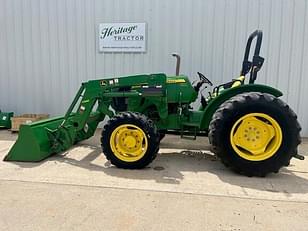 Main image John Deere 5065E 3