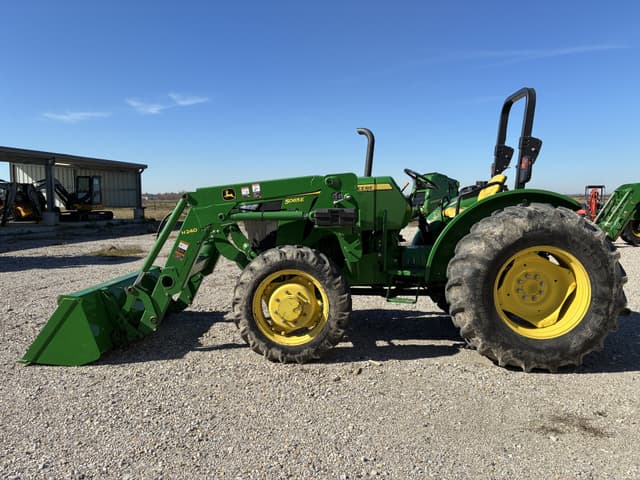 Image of John Deere 5065E equipment image 1