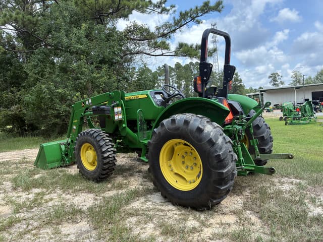 Image of John Deere 5065E equipment image 2