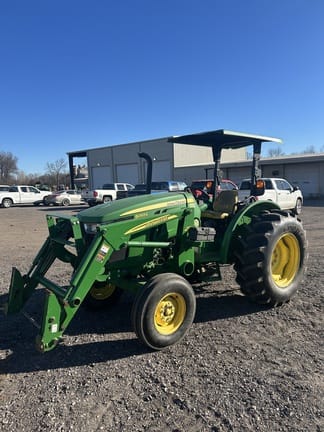 2015 John Deere 5065E Equipment Image0