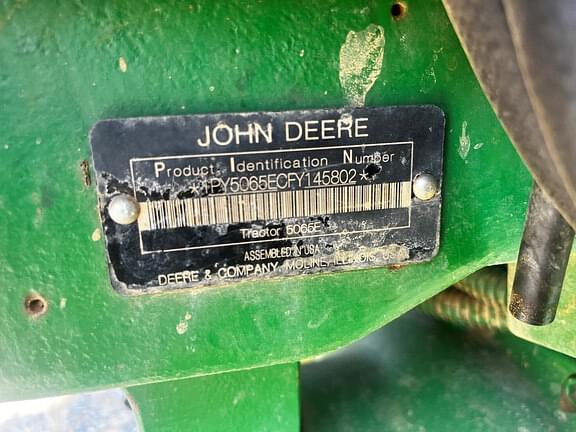 Image of John Deere 5065E equipment image 3