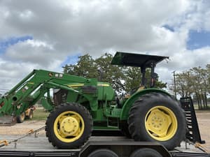 2015 John Deere 5065E Image