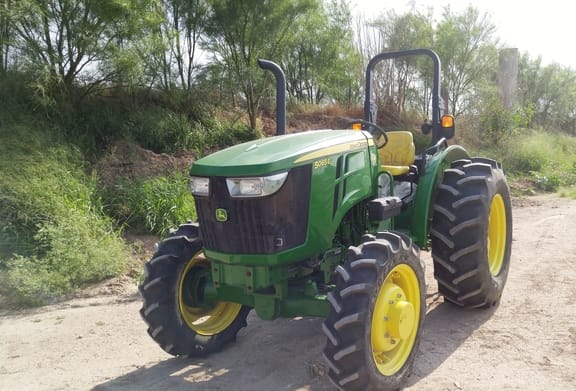 Main image John Deere 5065E