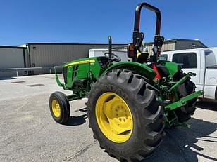 Main image John Deere 5065E 4