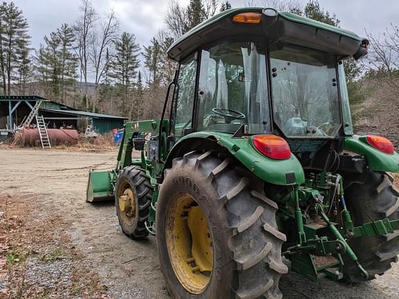 Image of John Deere 5065E equipment image 2