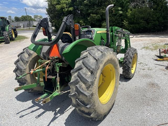 Image of John Deere 5065E equipment image 4