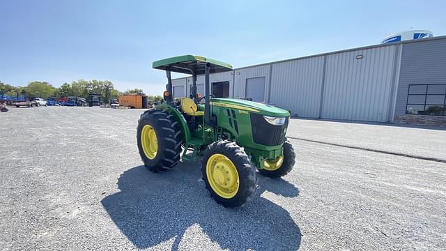 Image of John Deere 5065E equipment image 1