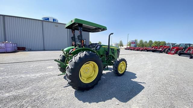 Image of John Deere 5065E equipment image 2