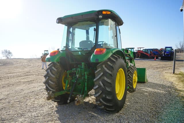 Image of John Deere 5065E equipment image 4