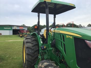 Main image John Deere 5075E