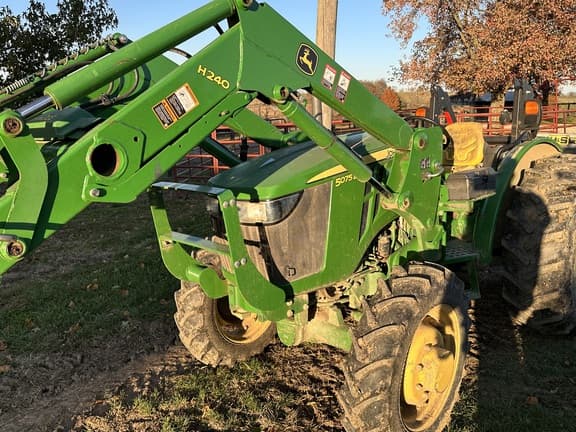 Image of John Deere 5075E equipment image 1