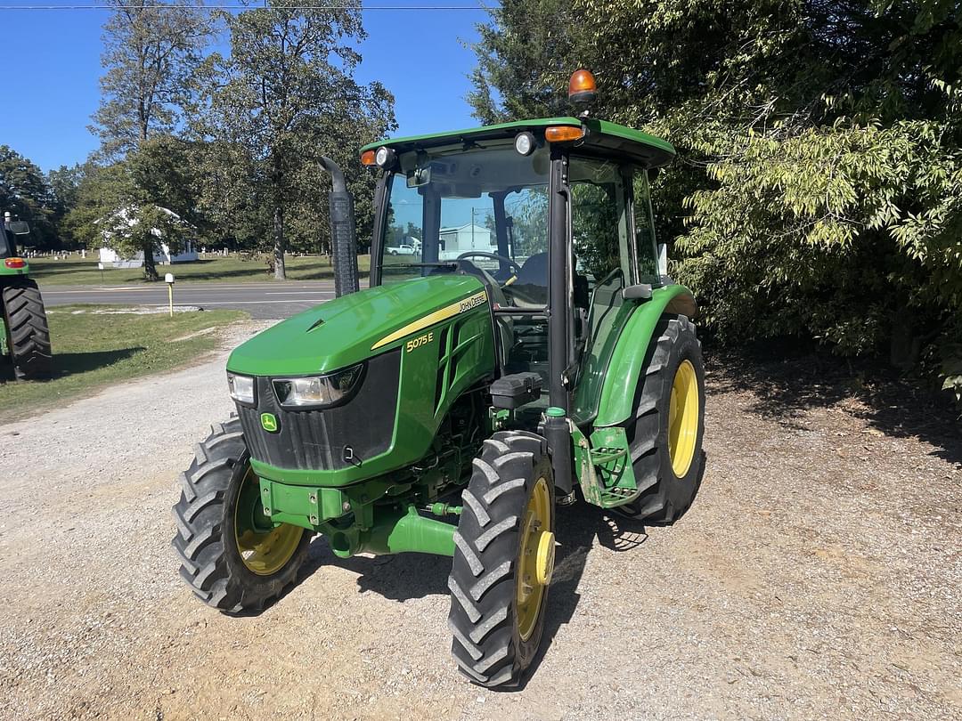 Image of John Deere 5075E Primary image