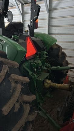 Image of John Deere 5075E equipment image 3