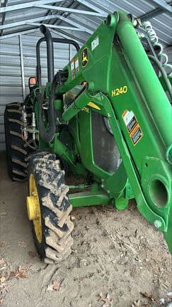 Image of John Deere 5075E equipment image 2