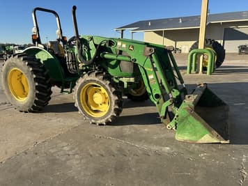 Main image John Deere 5075E