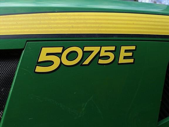 Image of John Deere 5075E equipment image 2