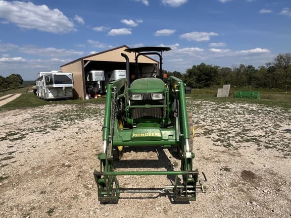 Image of John Deere 5075E equipment image 2
