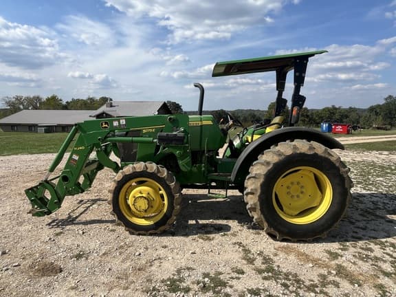 Image of John Deere 5075E equipment image 1
