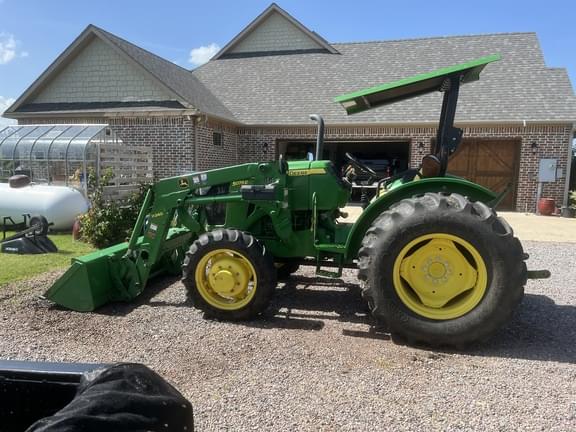 Image of John Deere 5075E Primary image
