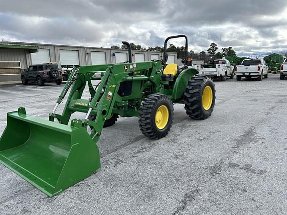 Image of John Deere 5075E equipment image 1