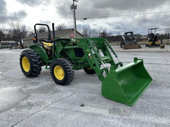 Image of John Deere 5075E equipment image 3