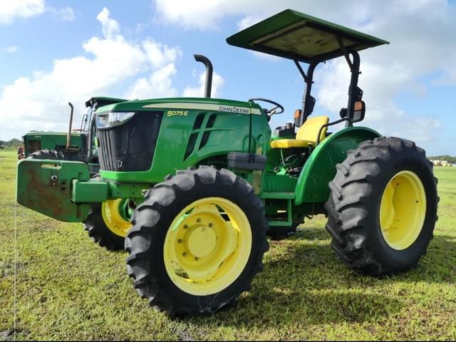Image of John Deere 5075E equipment image 1