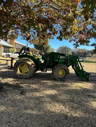 Image of John Deere 5075E equipment image 3