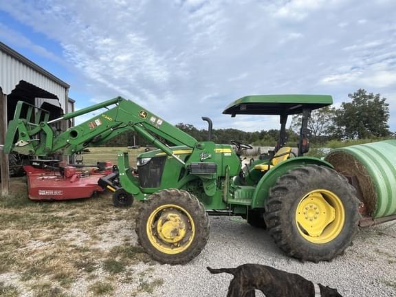 Image of John Deere 5075E Primary image